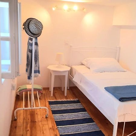 Zoe Apartments No 7 , Hydra Island Greece Екстериор снимка