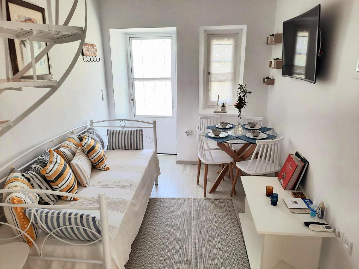 Zoe Apartments No 7 , Hydra Island Greece Екстериор снимка